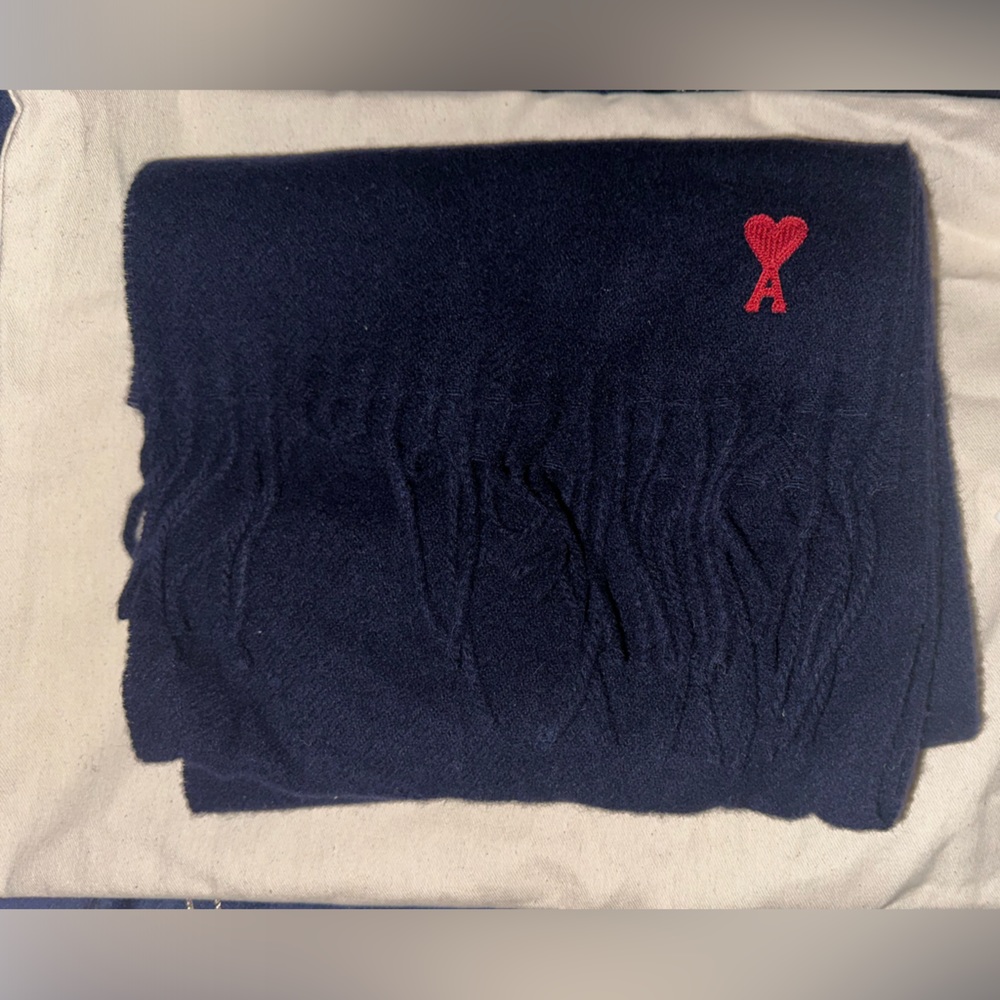 Ami Paris de coeur scarf